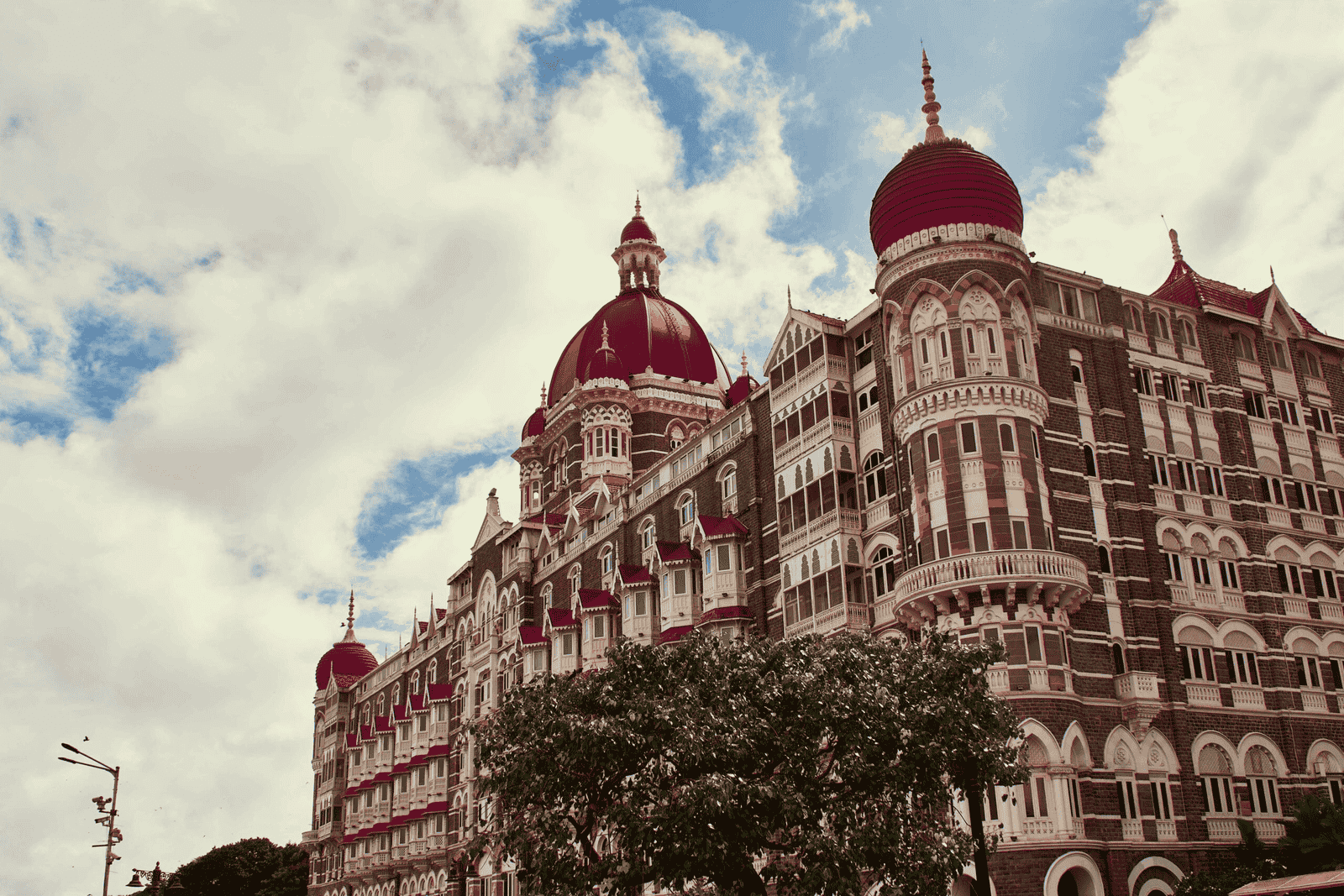 Mumbai/Delhi